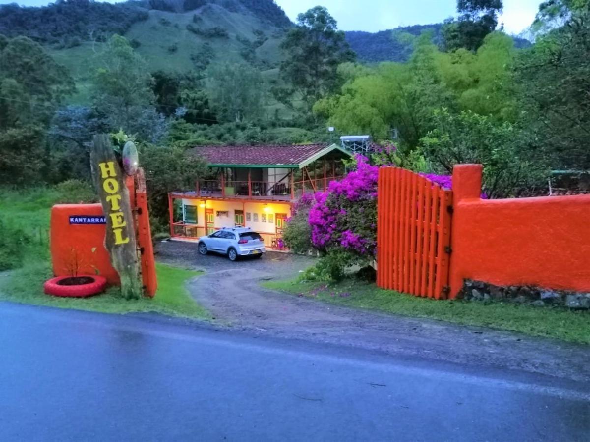 Kantarrana Casa De Campo Jardín Eksteriør billede